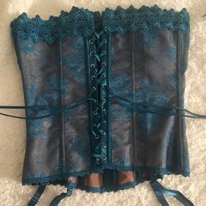 Fredericks Dream Lace Corset 34